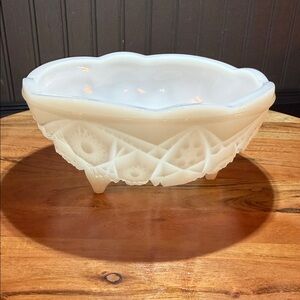 VINTAGE White McKee Glass Footed Bowl